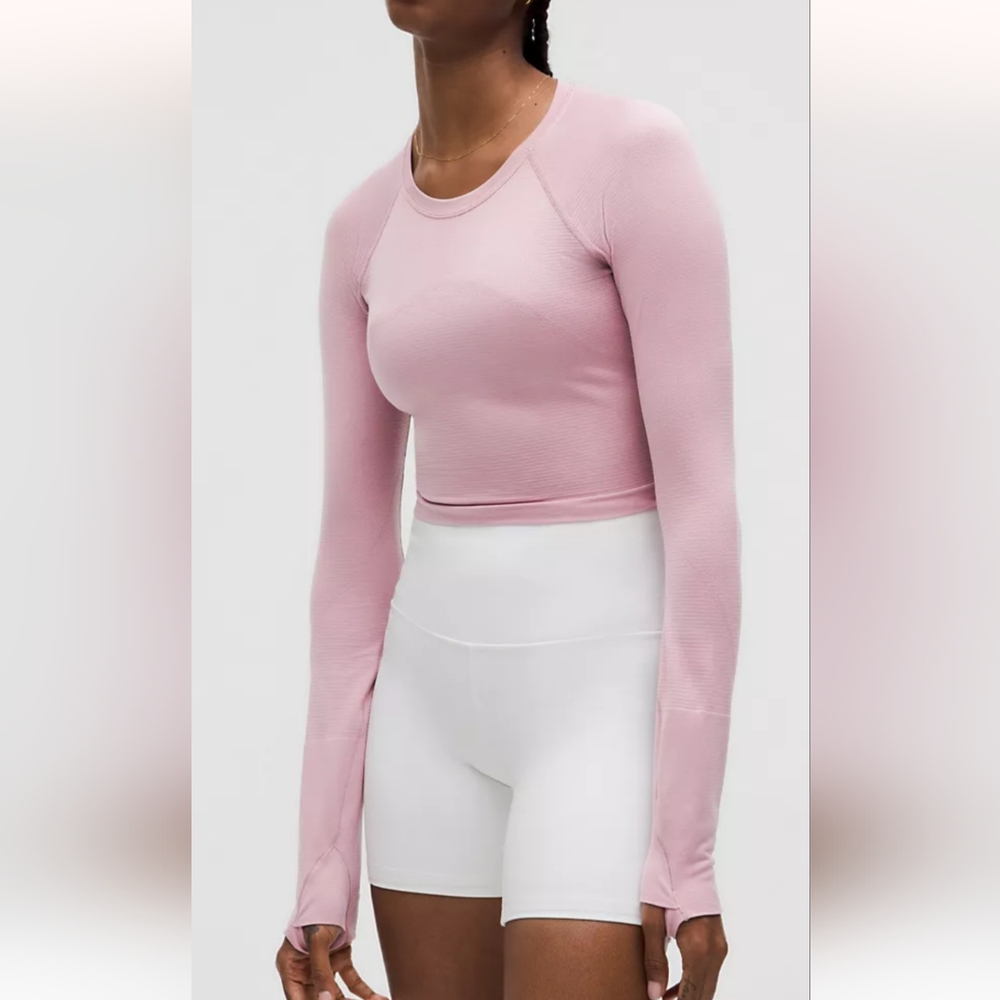 New w tags Lululemon Swifty long sleeve cropped top
